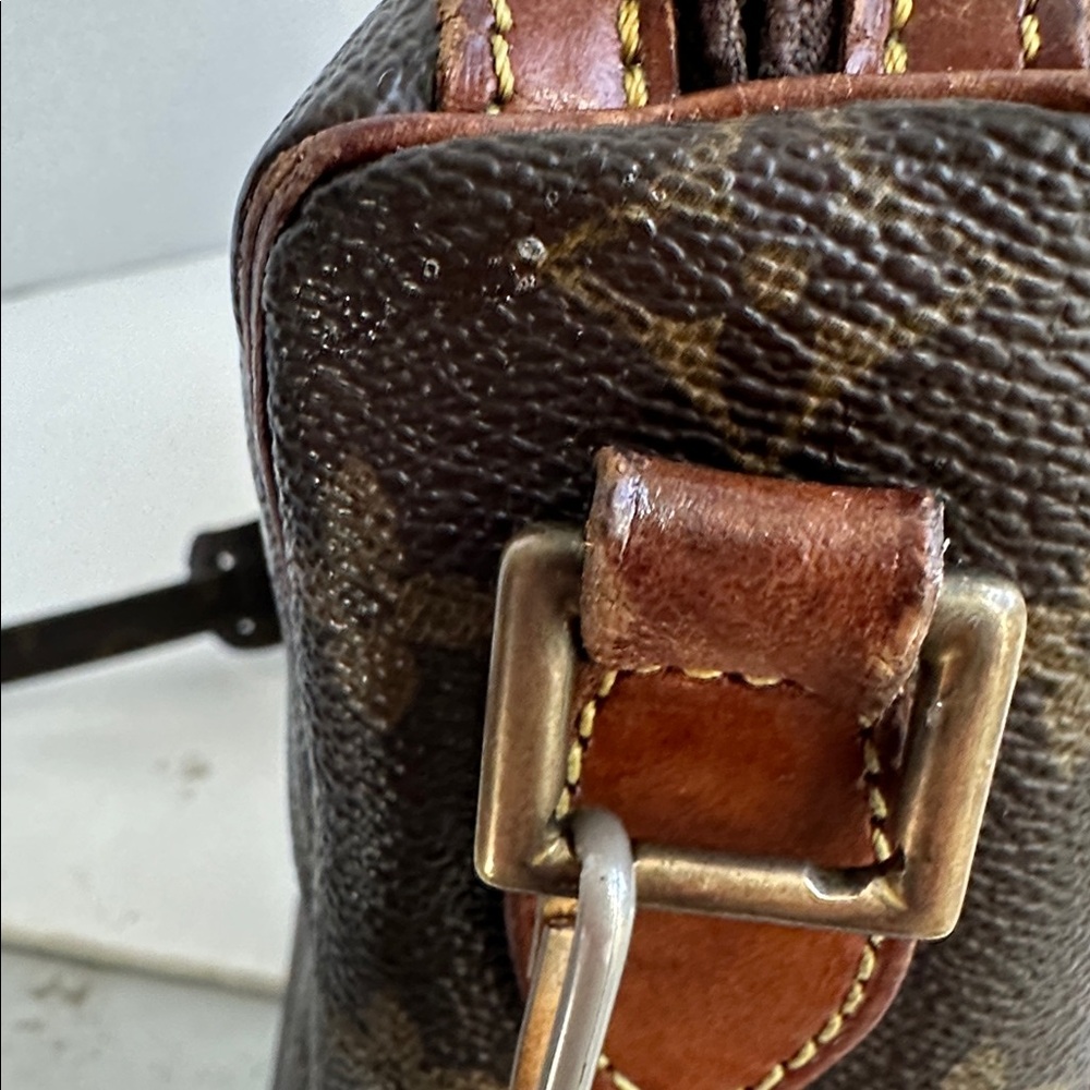 Louis Vuitton Monogram Crossbody Date Code MI 871… - image 8